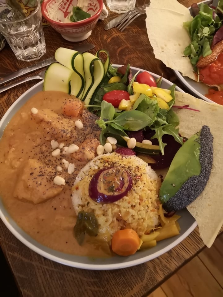 review photo of AtayaCaffe Ashanti bowl shared by @kasiapong on 23 Oct 2019 - review