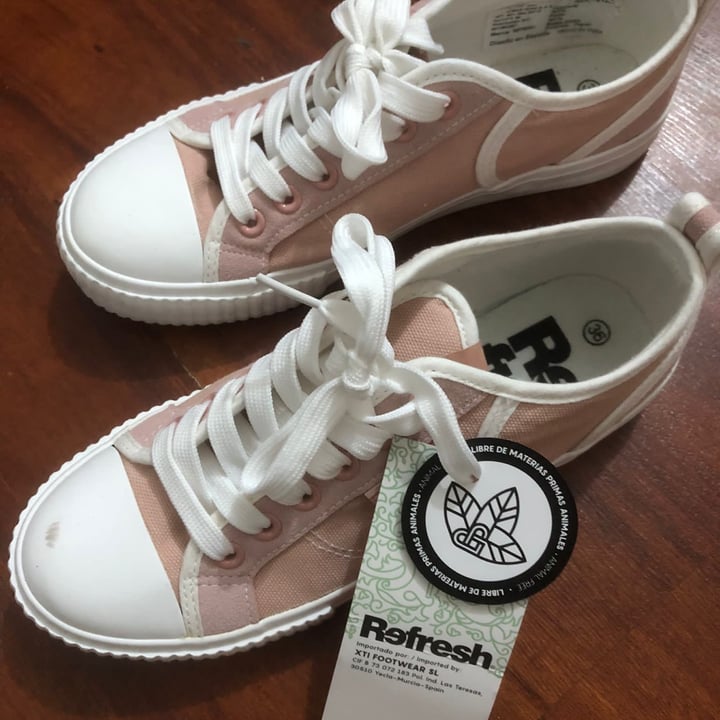review photo of Refresh Tennis rosados shared by @licerdrow on 05 Dec 2022 - review