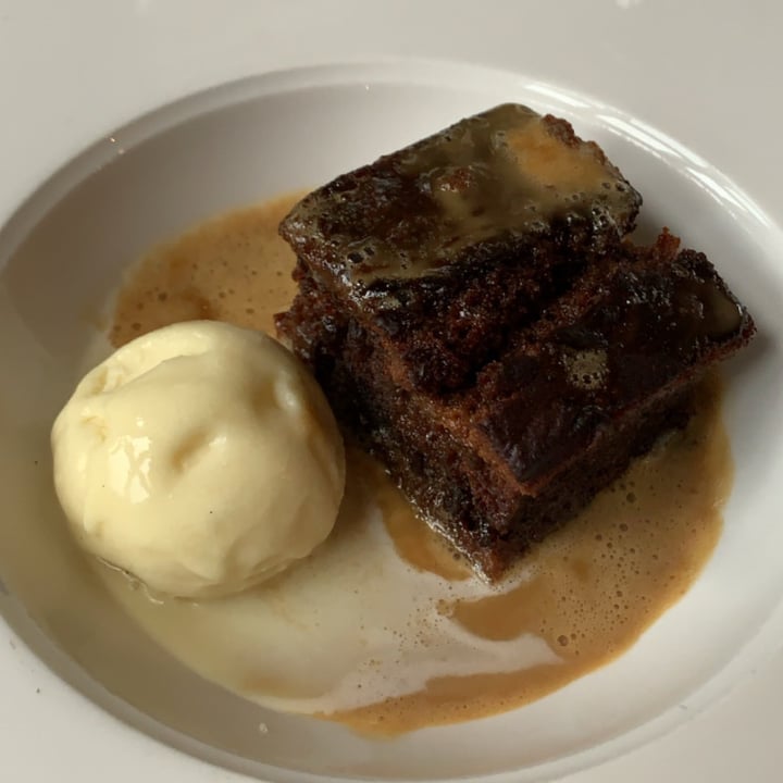 review photo of Mitton Hall Hotel Vegan Sticky Toffee Pudding shared by @stephtheveggie on 23 Dec 2020 - review