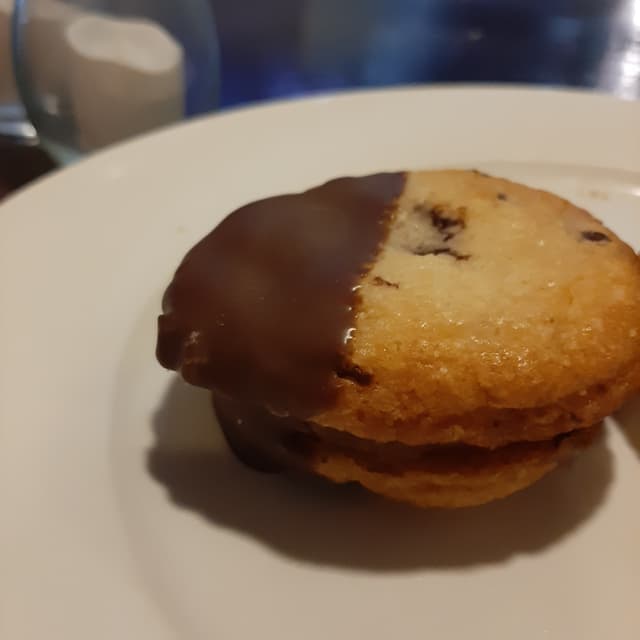 菜肴“Alfajor cubierto”的照片