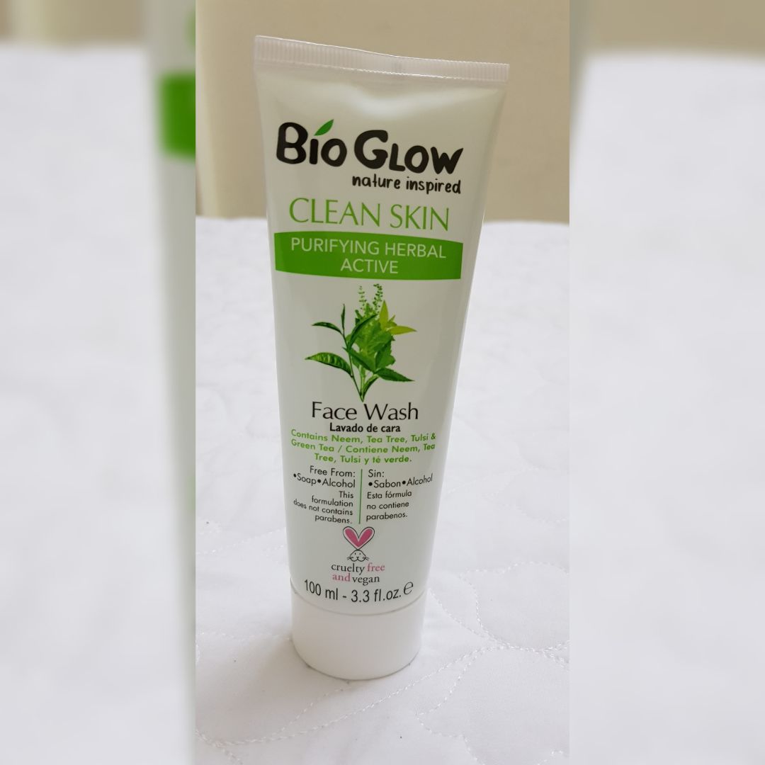 - Nettoyant VISAGE bio & vegan / ÉCLAT // GLOW FACIAL cleanser