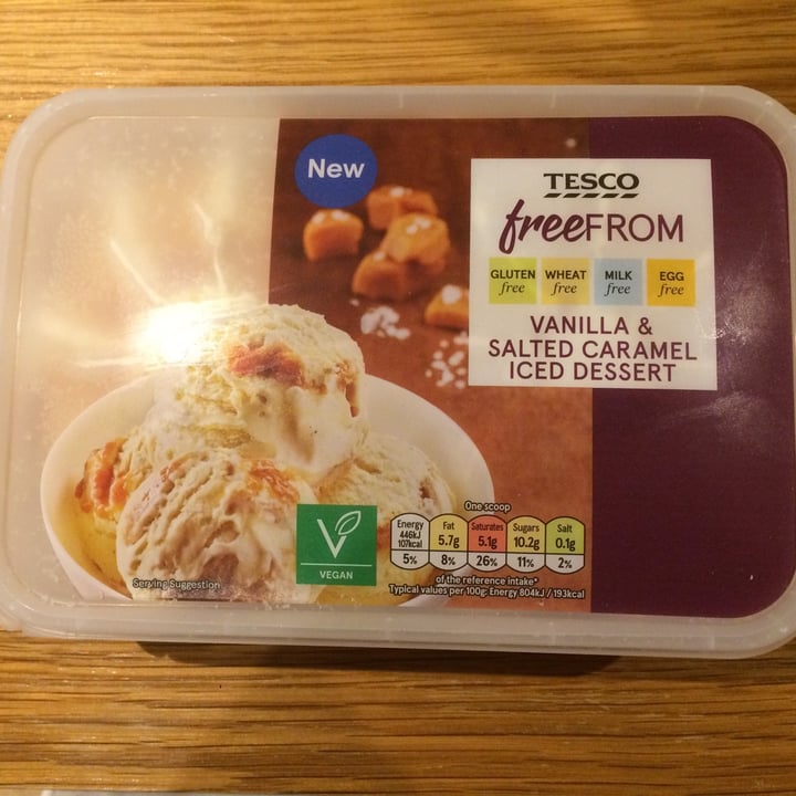 photo of Tesco Vanilla and salted caramel iced dessert shared by @milne on  03 Dec 2020 - review
