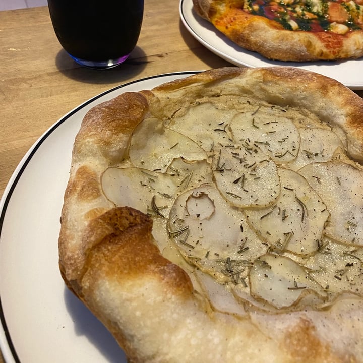 photo of Mudrá Pizza Bianca shared by @ignaciottd on  27 Sep 2020 - review