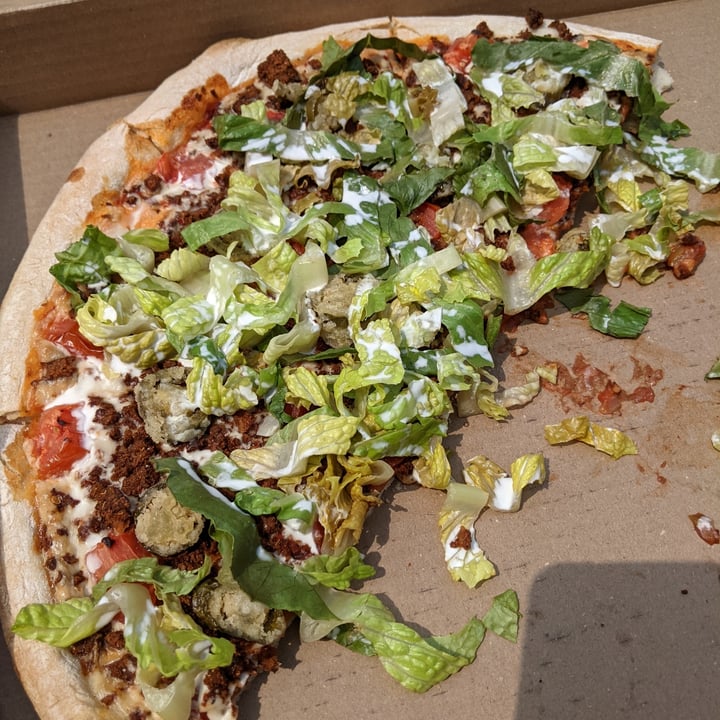 review photo of Rise Above Pizza & Wings Spicy Taco Pizza shared by @iamabunny on 01 Aug 2021 - review