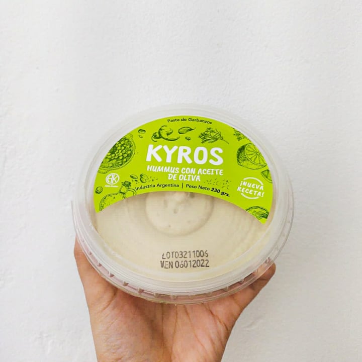 photo of Kyros Hummus con Aceite de Oliva shared by @isabella05 on  12 Nov 2021 - review