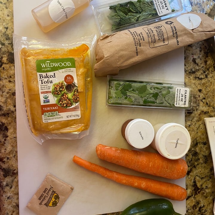 review photo of Wildwood Baked tofu teriyaki shared by @veganlyssa on 11 Apr 2021 - review