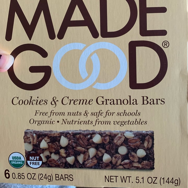 photo of Made Good Cookies and cream granola bars shared by @possumandpalmetto on  06 Apr 2022 - review
