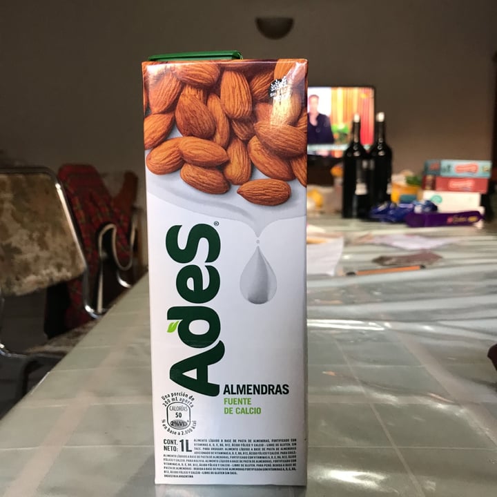 photo of Ades Leche de Almendras sabor Natural shared by @nachoto on  24 Jul 2020 - review