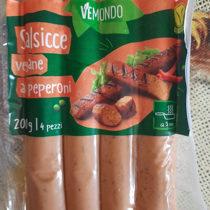 photo of Vemondo Salsicce Vegane ai peperoni shared by @anemos on  15 Aug 2022 - review