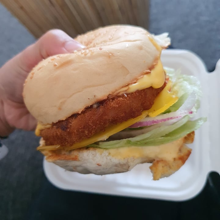 photo of Herbivorous Vegan Chilli Chicken Cheese Burger shared by @jesscaga on  10 Jun 2020 - review