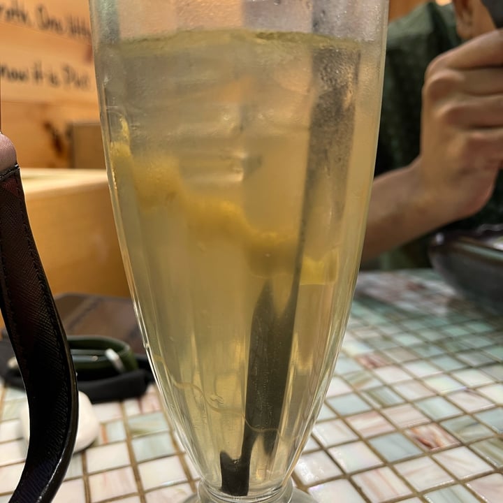 photo of So Pho Paragon Iced Lemongrass Tea shared by @ahsne on  26 Dec 2021 - review