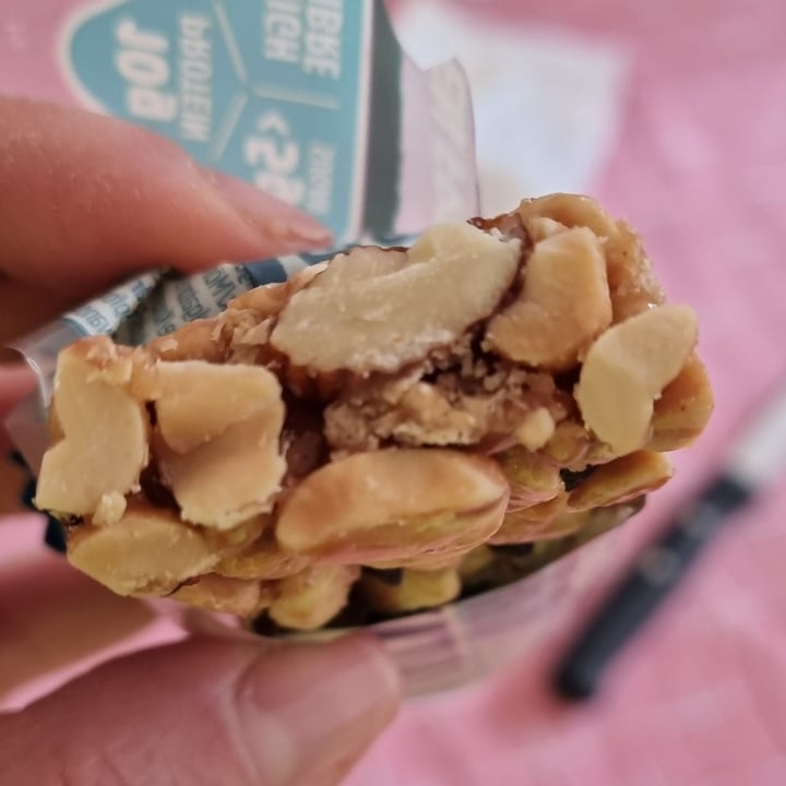 photo of TREK Protein Nut Bar shared by @raffavegme on  16 May 2021 - review