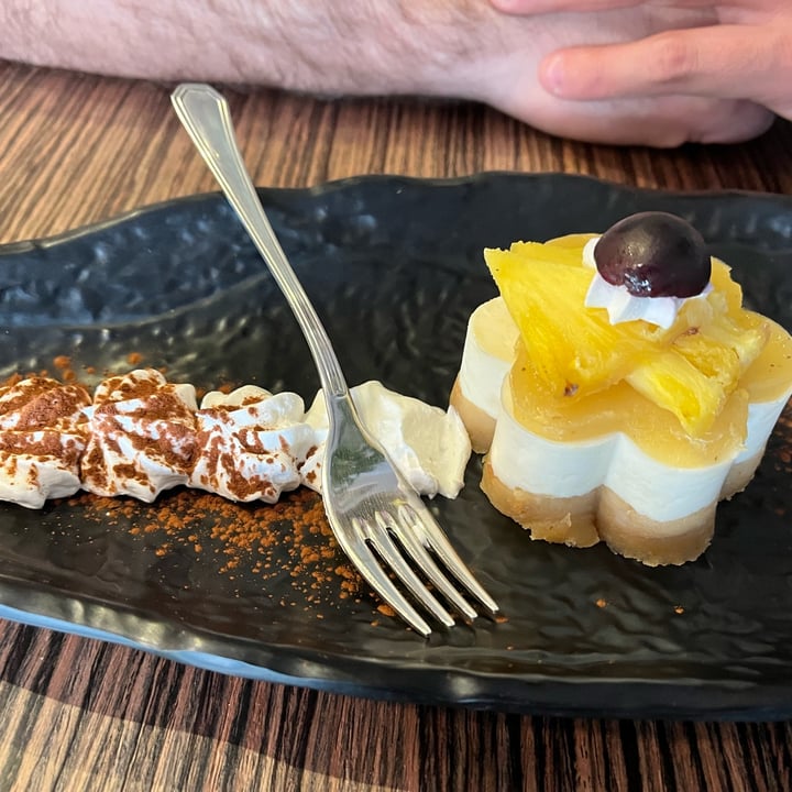 photo of Veganda Cheesecake shared by @marinacarta on  16 Apr 2022 - review