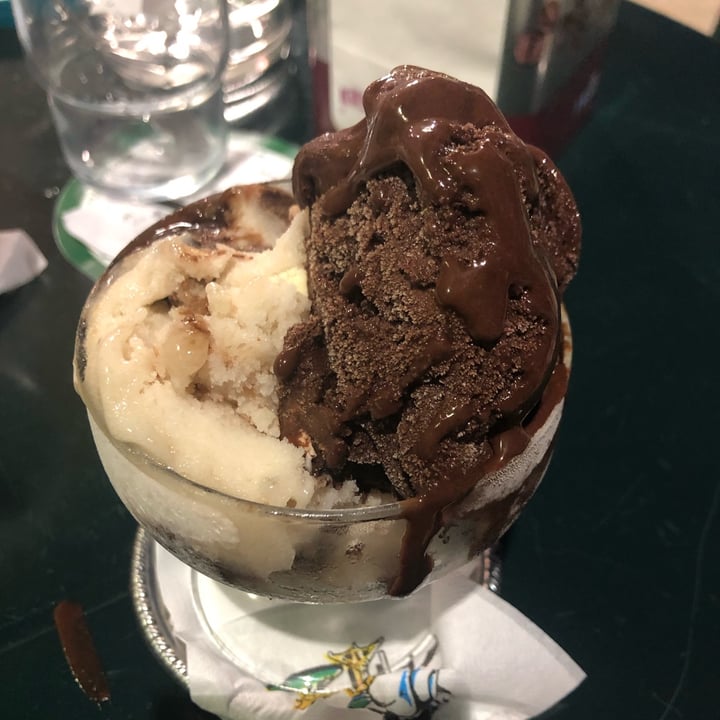 photo of Gelateria Cora Gelato all’acqua shared by @dariadanilowska on  17 Jun 2022 - review