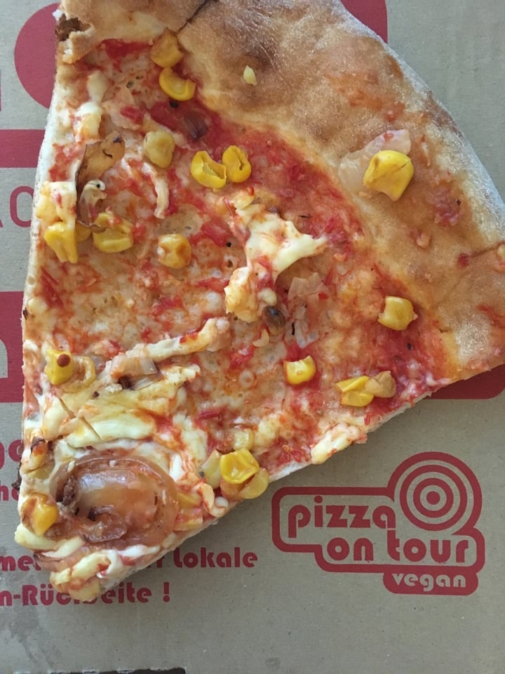 photo of Pizza On Tour Cara Mia Pizza shared by @ichkannvegan on  12 Apr 2020 - review