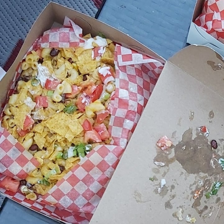photo of The Hearty Hooligan Anti Warrior Bowl shared by @laurentripp on  09 Apr 2021 - review