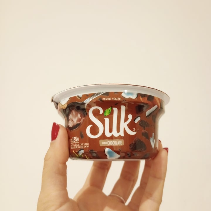 photo of Silk postre vegetal Chocolate shared by @marinaogando on  31 Oct 2022 - review