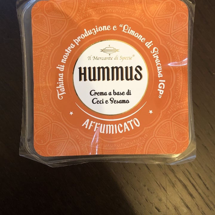 photo of Il mercante di spezie hummus affumicato shared by @catintheair on  12 Oct 2022 - review