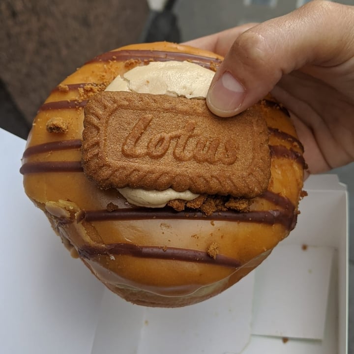 photo of Doughnut Time Biscoff vegan doughnut shared by @noemig on  31 Aug 2020 - review