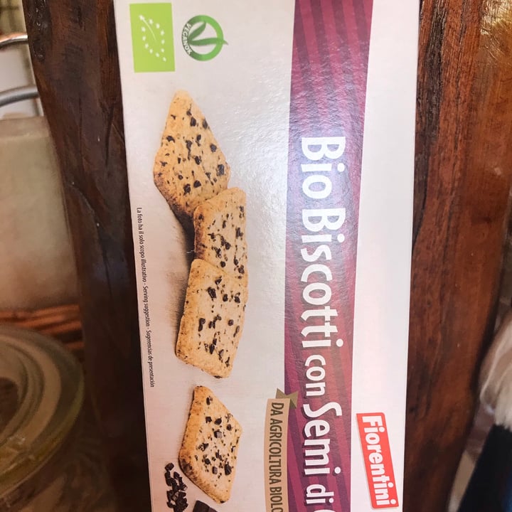 photo of Fiorentini Biscotti con Semi di chia e cioccolato shared by @nabel on  24 Apr 2021 - review