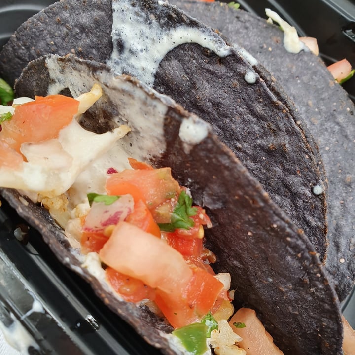 photo of Ed's Cantina & Grill Veggie Quinoa & Cauliflower Tacos shared by @anistavrou on  28 May 2020 - review