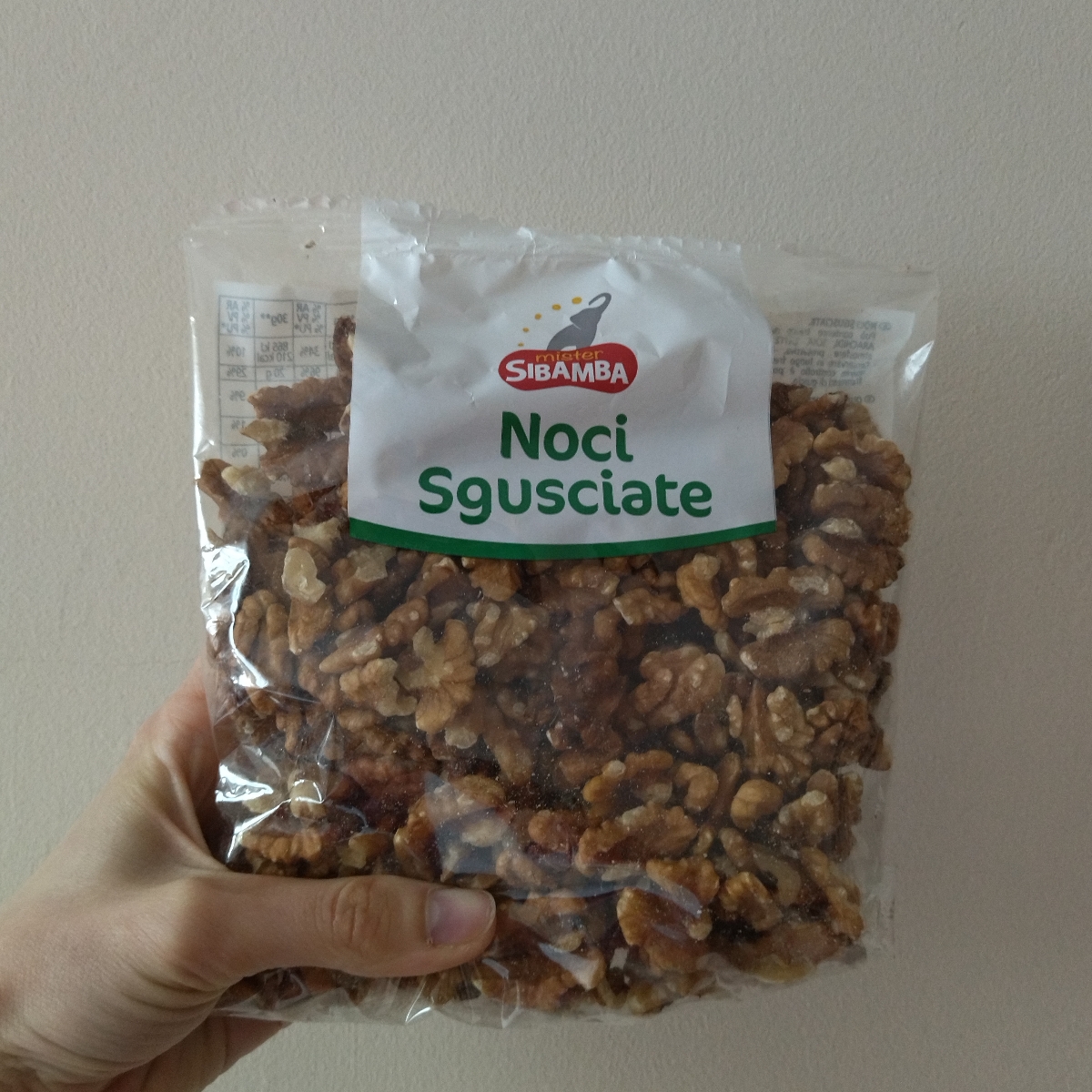 Noci sgusciate MISTER SIBAMBA 100g in dettaglio