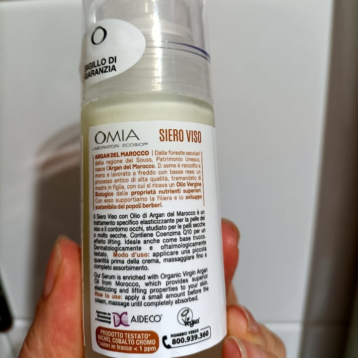 photo of Omia laboratori ecobio siero viso argan del marocco effetto lifting shared by @papayafruit on  26 Oct 2022 - review