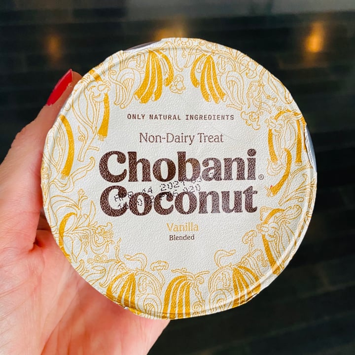 photo of Chobani Coconut Non-Dairy Blend Vanilla Yogurt shared by @beckyyy on  16 Feb 2021 - review