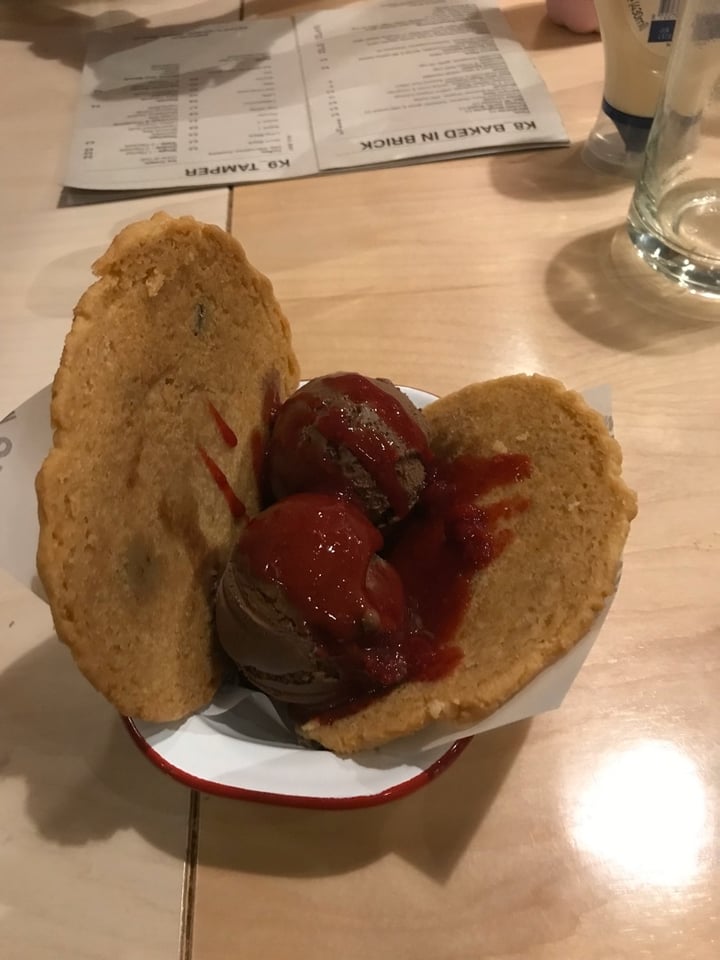 review photo of Tamper Coffee Ice Cream Sandwich shared by @rhiannamann on 14 Oct 2019 - review