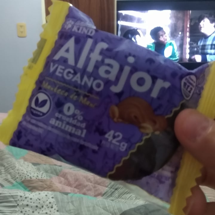 photo of Vegano Alfajor Vegano shared by @pinkflawer on  21 Nov 2021 - review