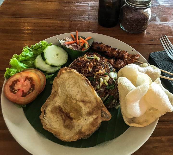 photo of Give Cafe Nasi goreng shared by @cheerfulchickpea on  13 Sep 2020 - review