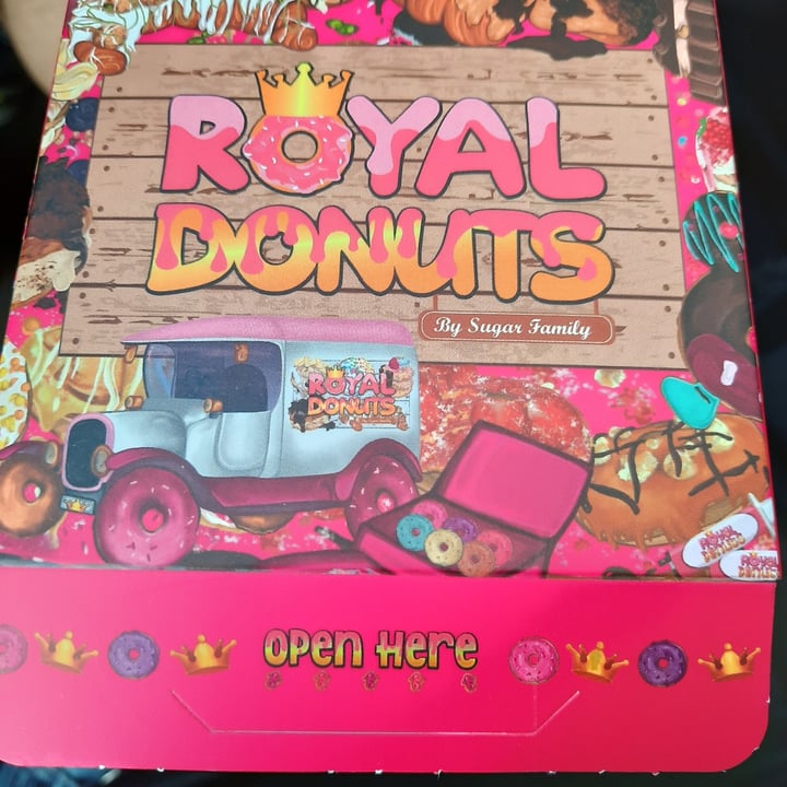 photo of Royal Donuts Vegan Donuts shared by @therawpy on  26 Oct 2020 - review