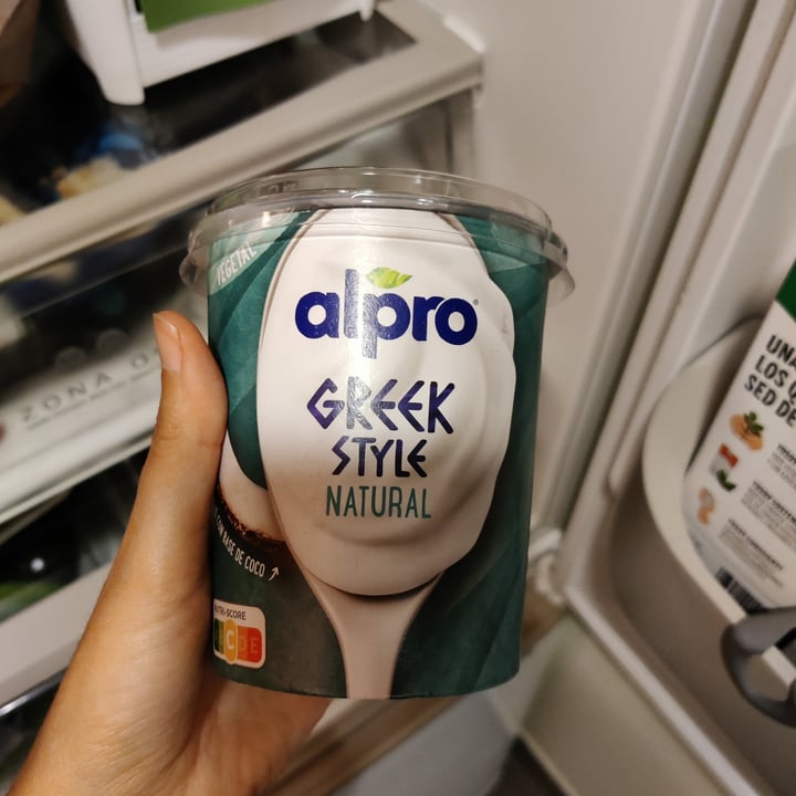 review photo of Alpro Yogur griego shared by @soniagg94 on 13 Jun 2022 - review