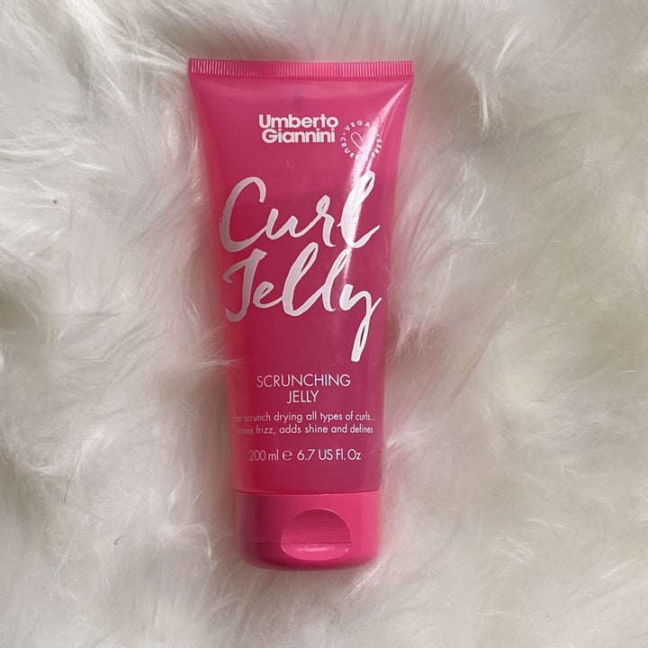 photo of Umberto Giannini Curl jelly - Scrunching Gel shared by @wavvyo on  11 Dec 2022 - review