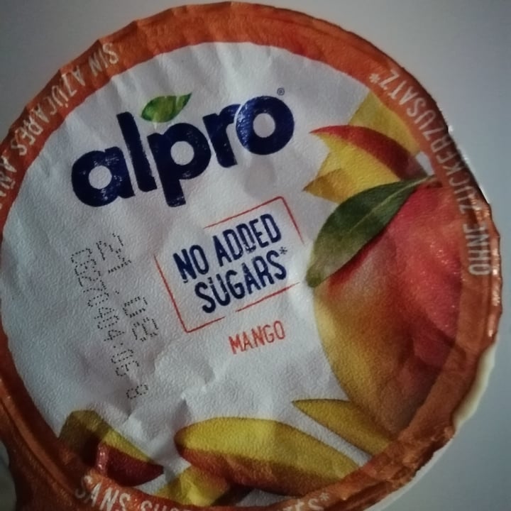 photo of Alpro alpro yogurt di soia mango shared by @eleeze on  10 Aug 2022 - review