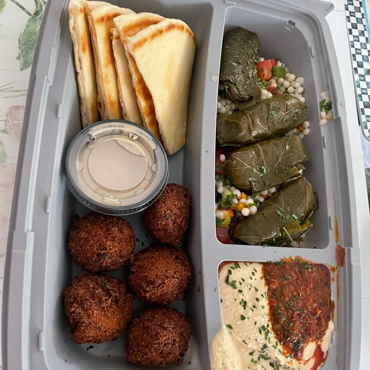photo of Luna Grill Mediterranean food shared by @karenalba on  01 Aug 2022 - review