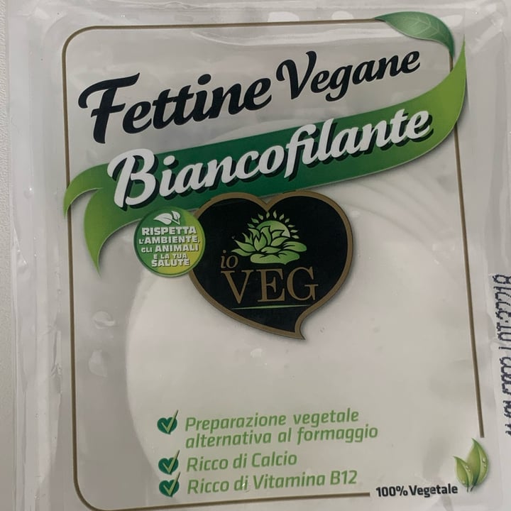 photo of ioVEG Fettine vegane bianco filante shared by @francescachieppa18 on  19 Sep 2022 - review