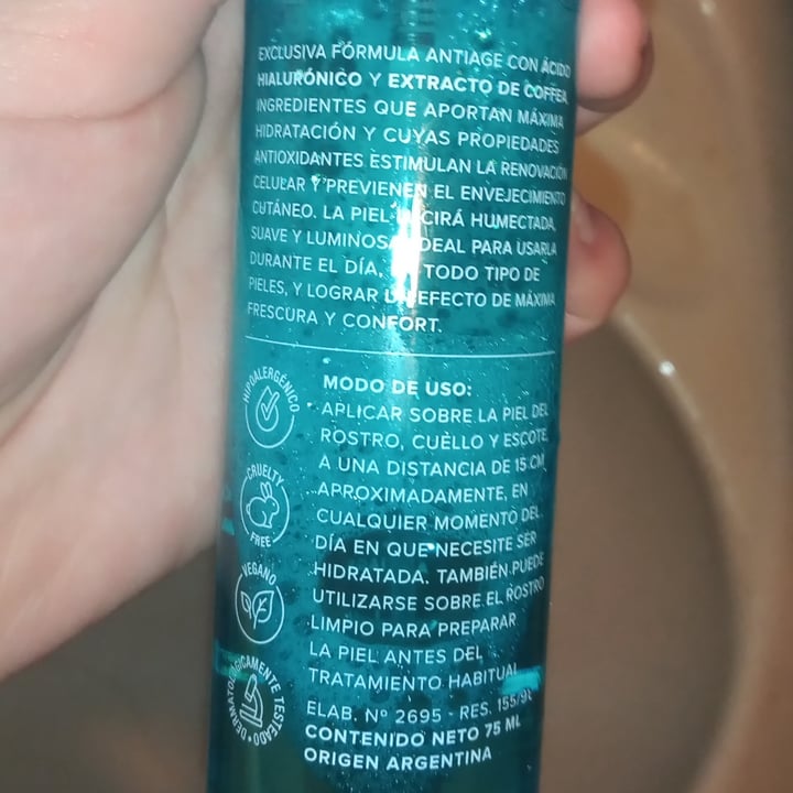 review photo of Violetta cosméticos Bruma shared by @candemecqui on 17 Sep 2021 - review
