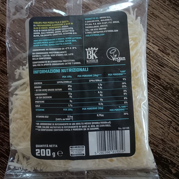 review photo of Coop formaggio vegano shared by @lamatitadiroberta on 05 Aug 2022 - review