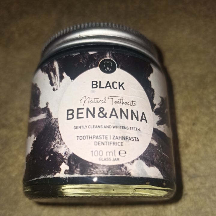 review photo of Ben & Anna Black natural toothpaste shared by @eriako on 11 Nov 2022 - review