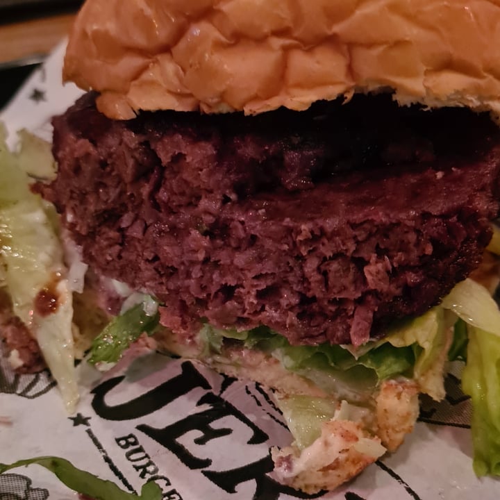 review photo of Jerry's Burger Bar Observatory Holy (Not) Cow Burger shared by @bidz on 19 Sep 2021 - review