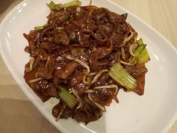 photo of The Buddha Bowl 泰幸福 Black Char Kway Teow shared by @veganspicegirl on  12 Sep 2019 - review