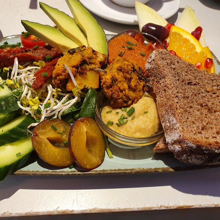 photo of Napoljonska Small Vegan Breakfast shared by @kirsten123 on  20 Sep 2020 - review