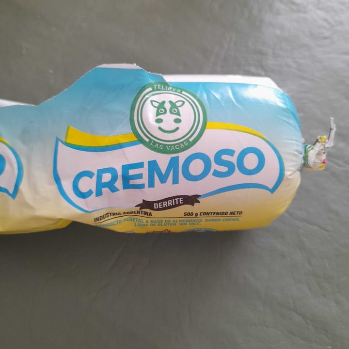 photo of Felices Las Vacas Queso Cremoso en Cilindro shared by @barriosd2022 on  28 Feb 2022 - review