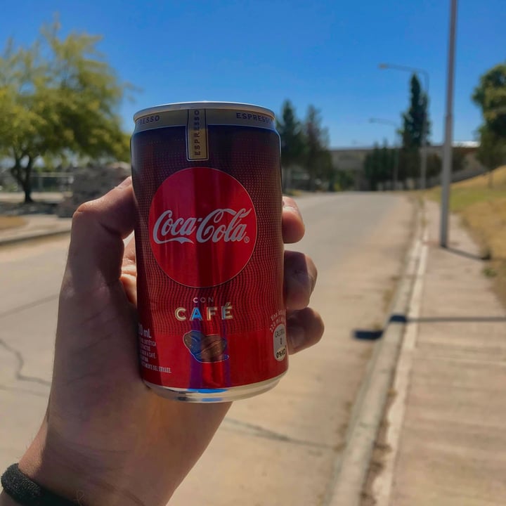 photo of Coca-Cola Coca con Café shared by @alexisedsoto on  03 Aug 2022 - review