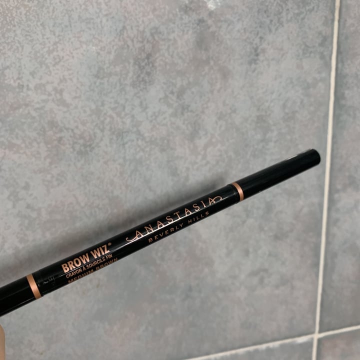 photo of Anastasia Beverly Hills Brow Wiz shared by @bittersweets on  21 Jul 2021 - review