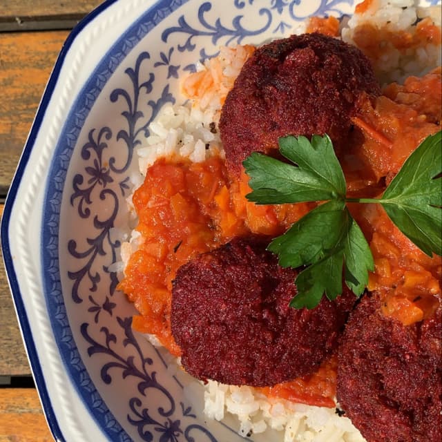 Foto do prato “Albóndigas de Remolacha”