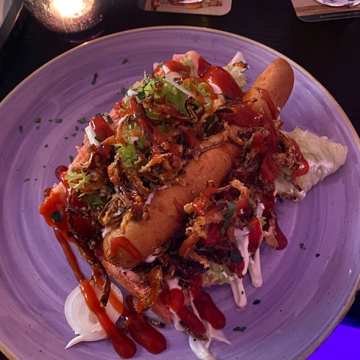 photo of vegan junkhouse club hardcore hot dog shared by @chicca93 on  03 Mar 2022 - review