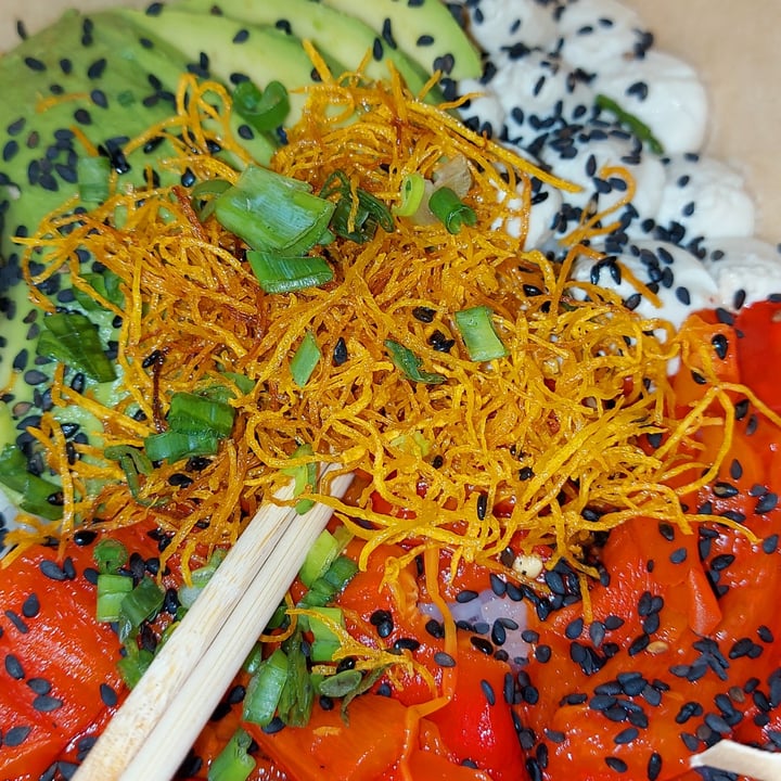photo of Let it V - Vegan Sushi Spring poke shared by @veganbandit on  08 May 2021 - review