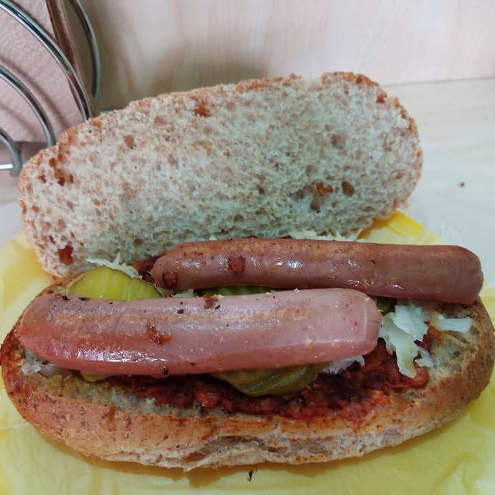 review photo of VEGGIE DELI Hotdog Teuton shared by @mnc on 10 Jul 2021 - review